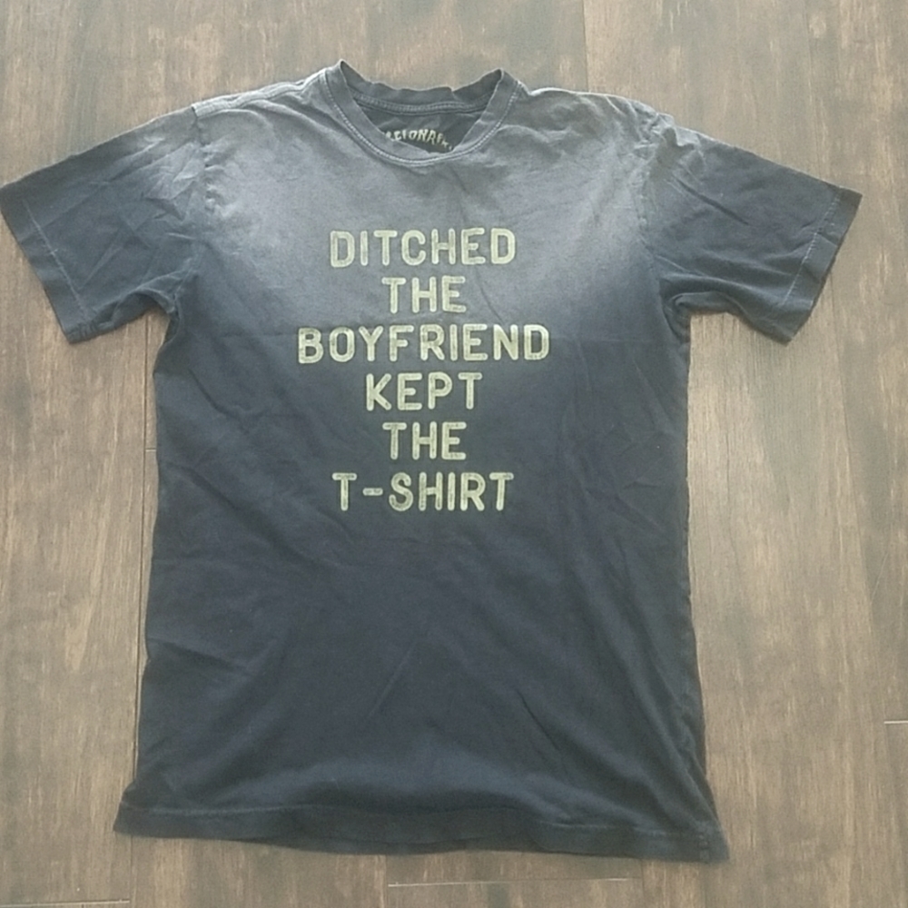 CHILLIONAIRE ditched the boyfriend kept the shirt ombre tee Small